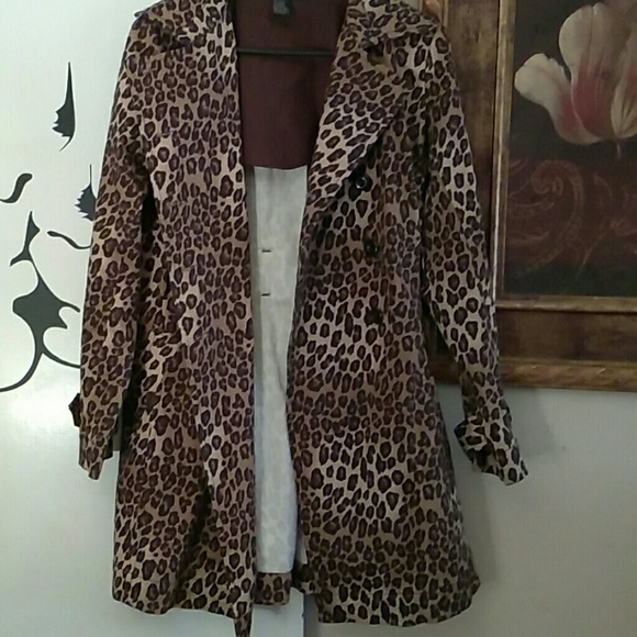 Coat - Picture 2 of 2